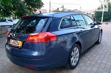Універсал Opel Insignia 2010 в 
