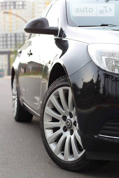 Універсал Opel Insignia 2009 в Києві