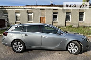 Универсал Opel Insignia 2015 в Львове