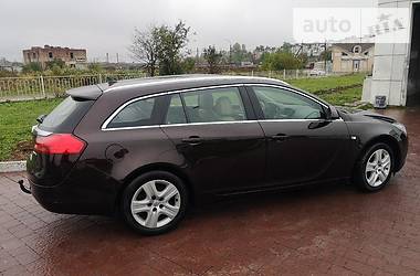 Универсал Opel Insignia 2012 в Калуше