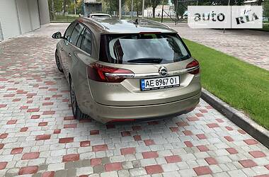 Универсал Opel Insignia 2014 в Днепре