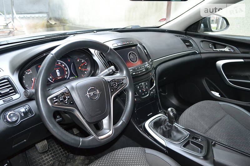Универсал Opel Insignia 2014 в Сваляве