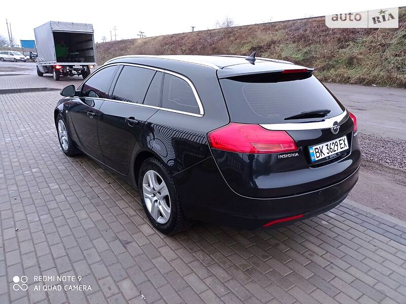 Універсал Opel Insignia 2012 в Рокитному