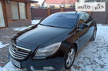 Седан Opel Insignia 2010 в Миргороде