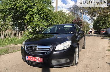 Хэтчбек Opel Insignia 2009 в Луцке