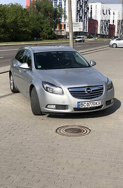 Универсал Opel Insignia 2011 в Львове