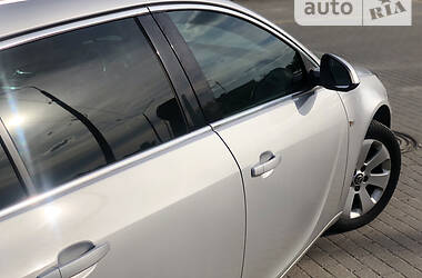 Универсал Opel Insignia 2011 в Львове