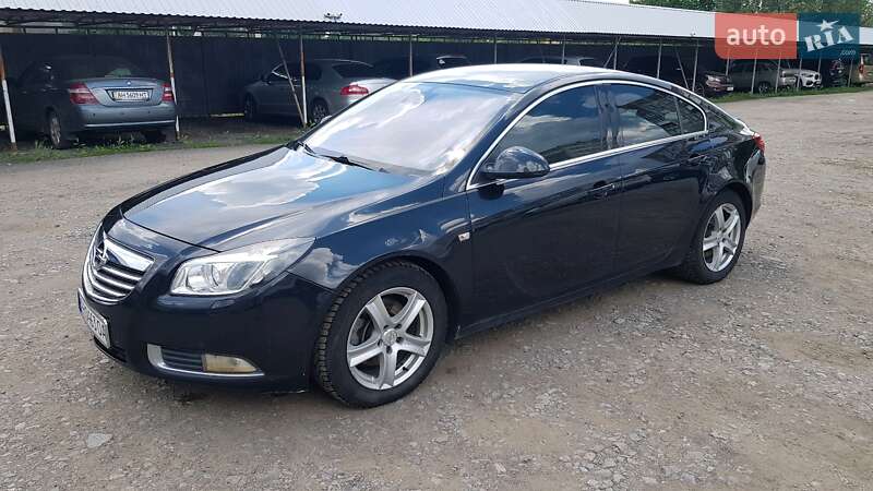 Ліфтбек Opel Insignia 2009 в Ізмаїлі