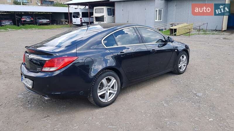 Ліфтбек Opel Insignia 2009 в Ізмаїлі
