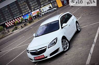 Универсал Opel Insignia 2015 в Луцке