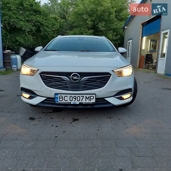 Opel Insignia