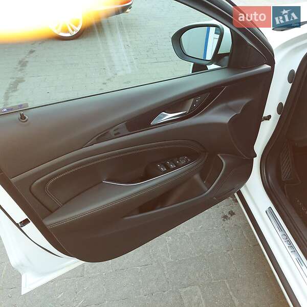 Универсал Opel Insignia 2017 в Львове