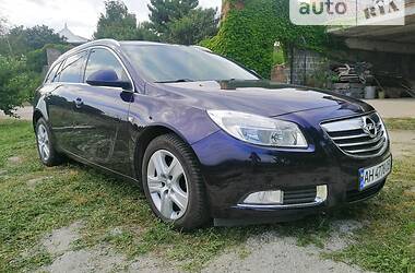 Универсал Opel Insignia 2011 в Мариуполе