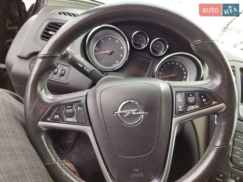 Універсал Opel Insignia 2013 в Хмельницькому