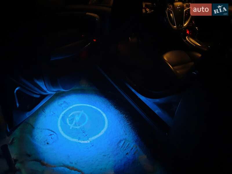 Універсал Opel Insignia 2012 в Нововолинську