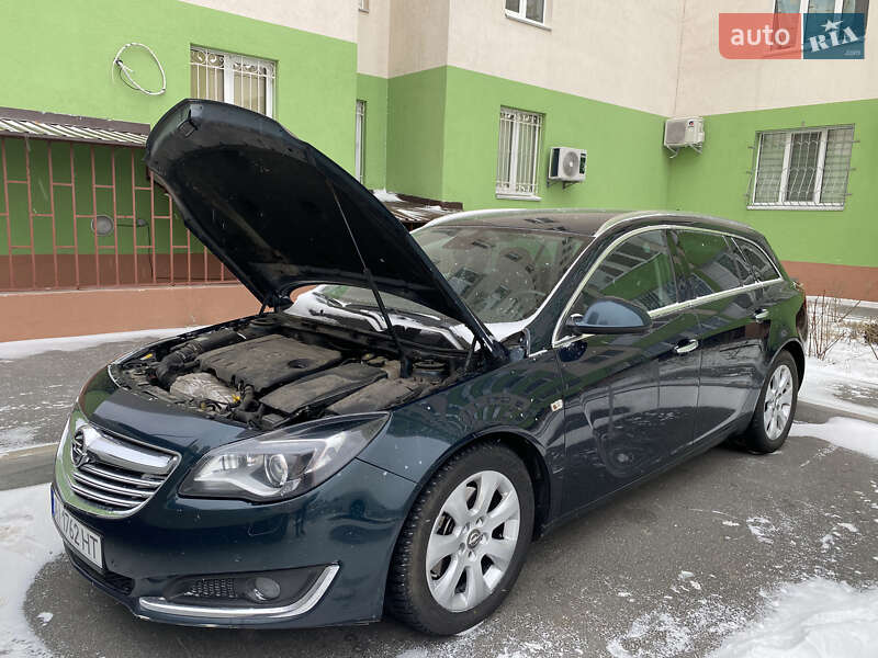 Универсал Opel Insignia 2014 в Киеве
