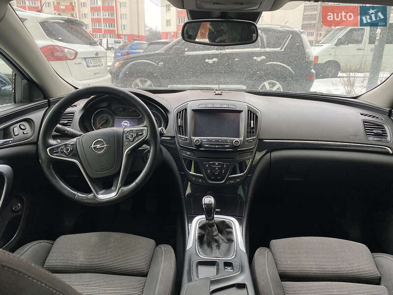 Универсал Opel Insignia 2014 в Киеве