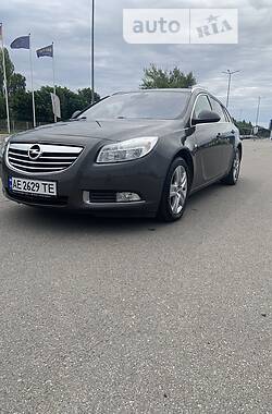 Універсал Opel Insignia 2011 в Дніпрі