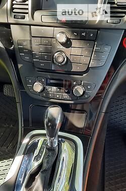 Универсал Opel Insignia 2011 в 