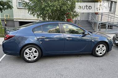 Седан Opel Insignia 2016 в 