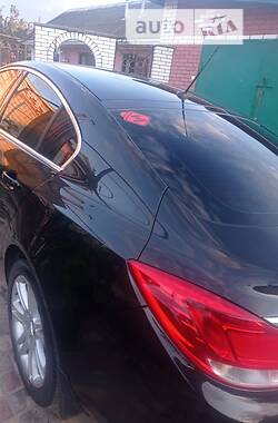 Седан Opel Insignia 2009 в Киеве