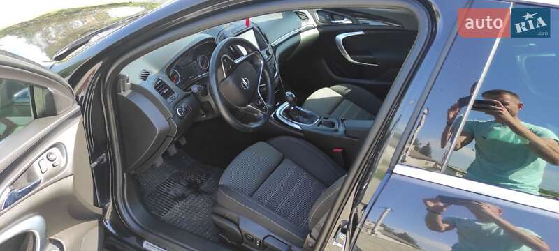 Універсал Opel Insignia 2016 в Дрогобичі