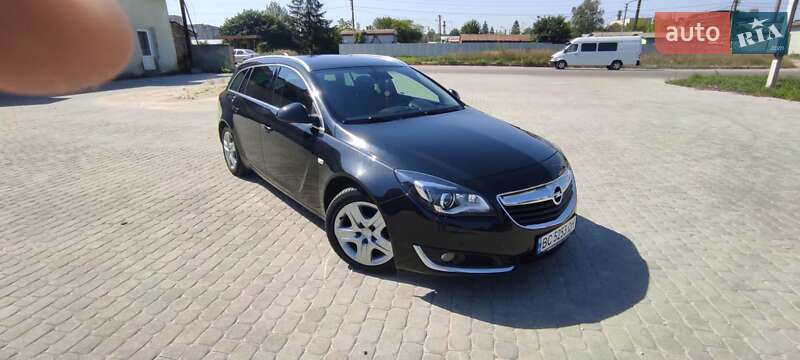Універсал Opel Insignia 2016 в Дрогобичі