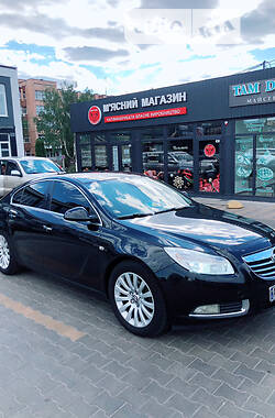 Лифтбек Opel Insignia 2010 в Житомире