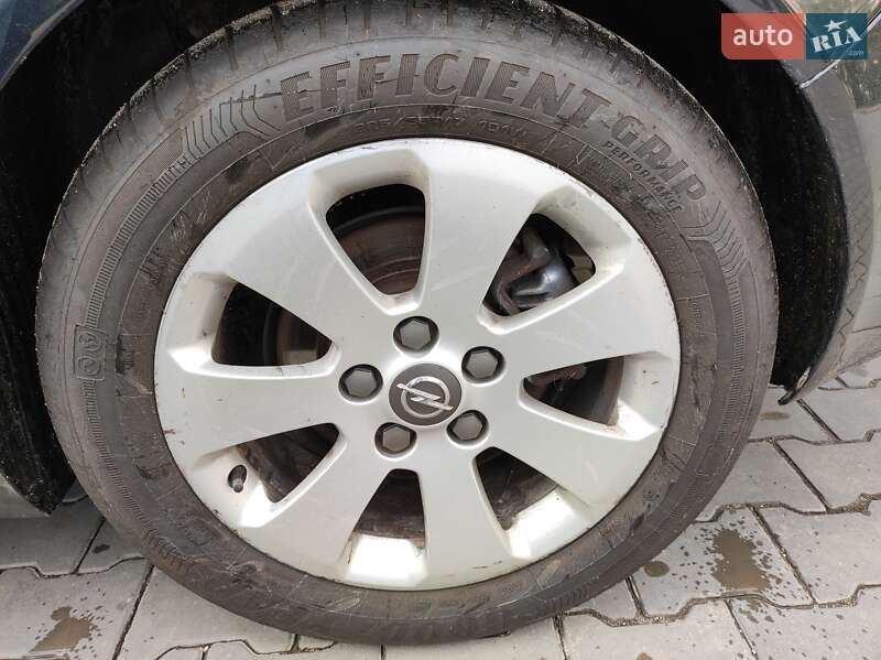 Универсал Opel Insignia 2010 в Тернополе фото 3 Универсал Opel Insignia 2010 в Тернополе