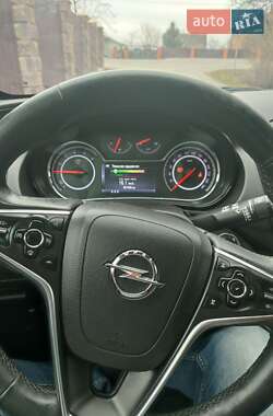 Универсал Opel Insignia 2015 в Львове