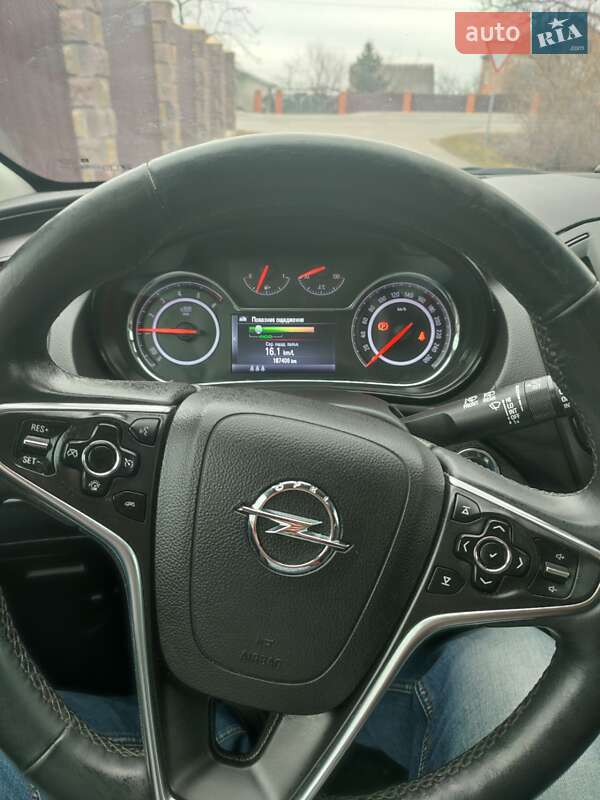 Универсал Opel Insignia 2015 в Львове