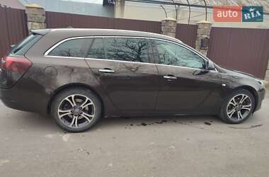 Универсал Opel Insignia 2015 в Львове