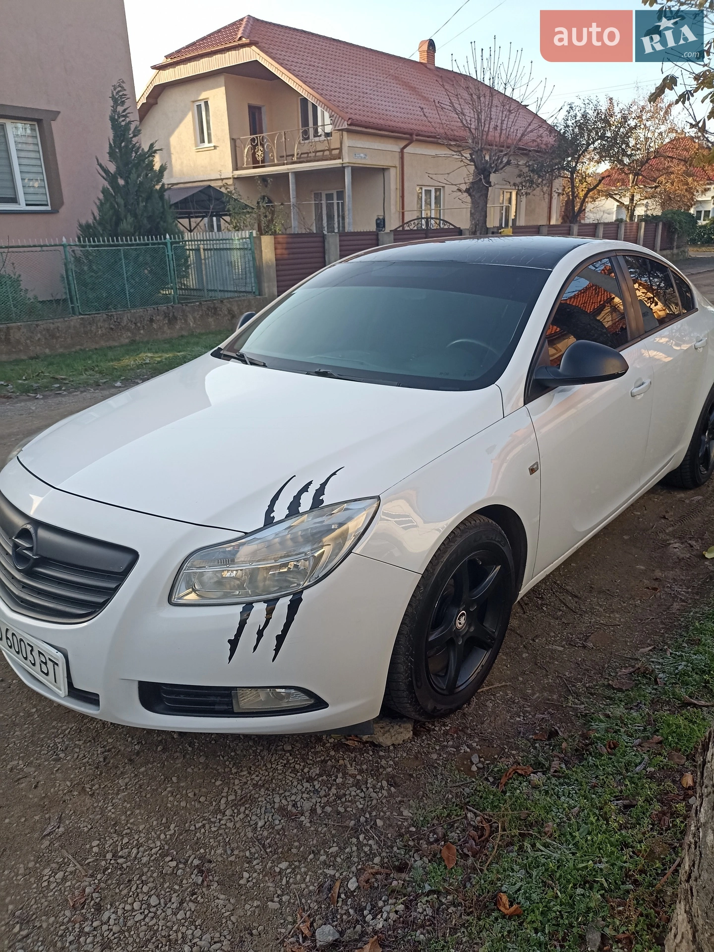 2011 Opel Insignia - мініатюра 3