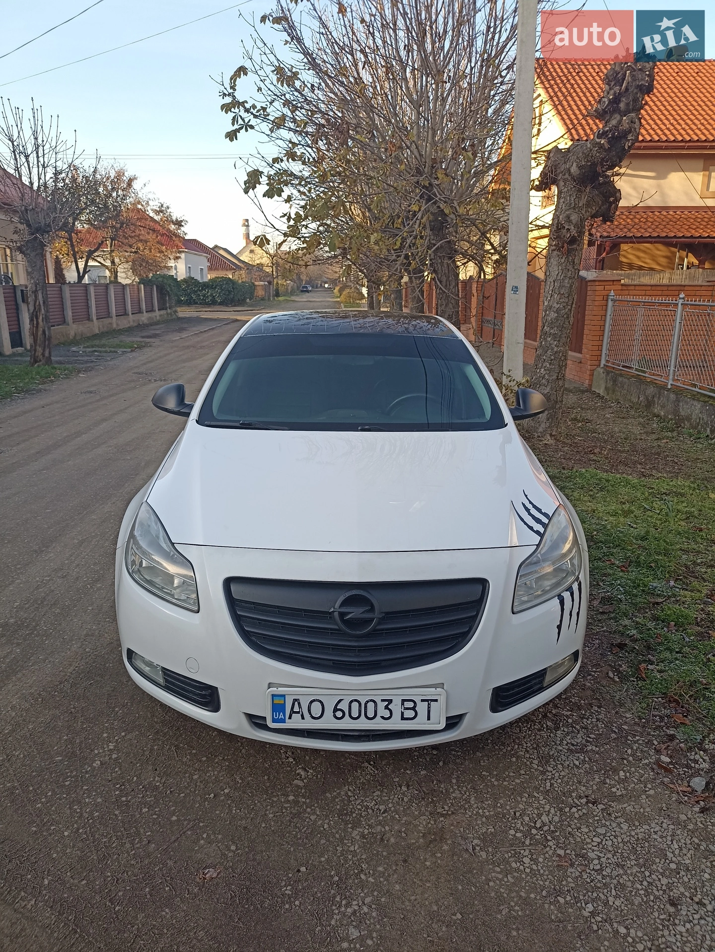 2011 Opel Insignia - фото 1