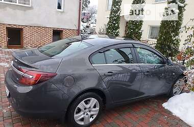 Седан Opel Insignia 2013 в Козове