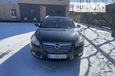 Универсал Opel Insignia 2012 в Пирятине