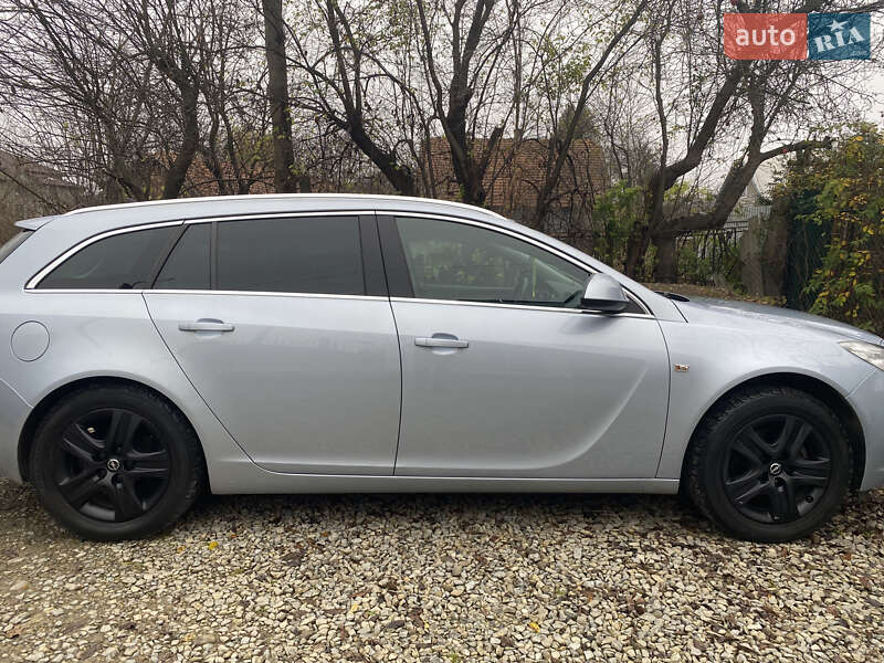 Универсал Opel Insignia 2013 в Коломые