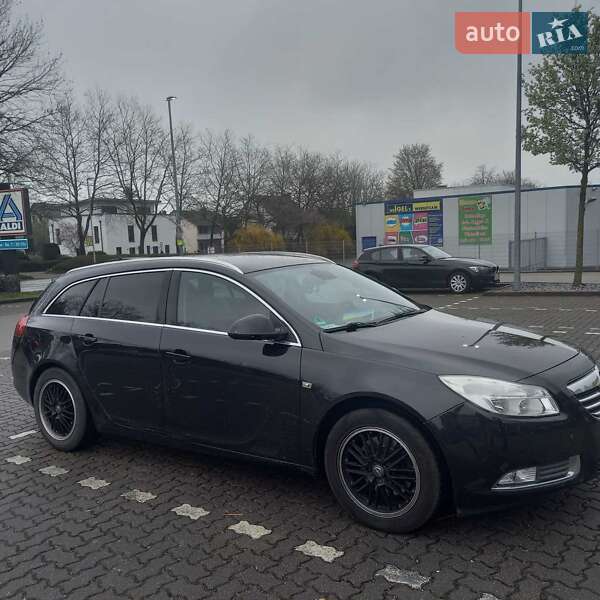Универсал Opel Insignia 2011 в Львове