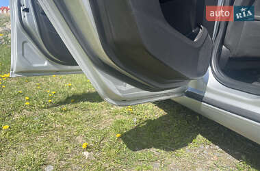 Универсал Opel Insignia 2014 в 