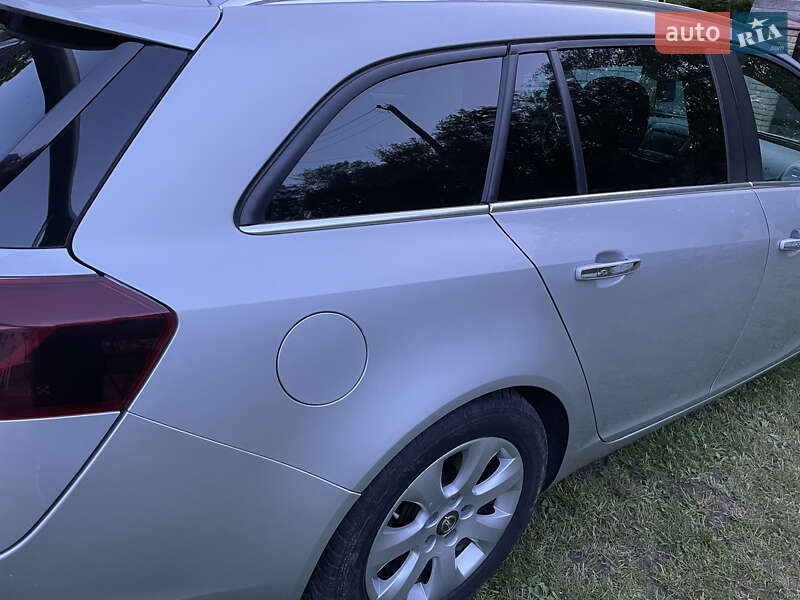 Універсал Opel Insignia 2015 в Києві фото 3 Універсал Opel Insignia 2015 в Києві