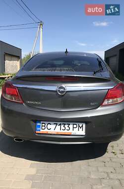 Лифтбек Opel Insignia 2009 в Львове