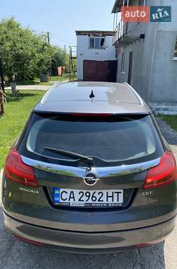 Универсал Opel Insignia 2010 в Маньковке