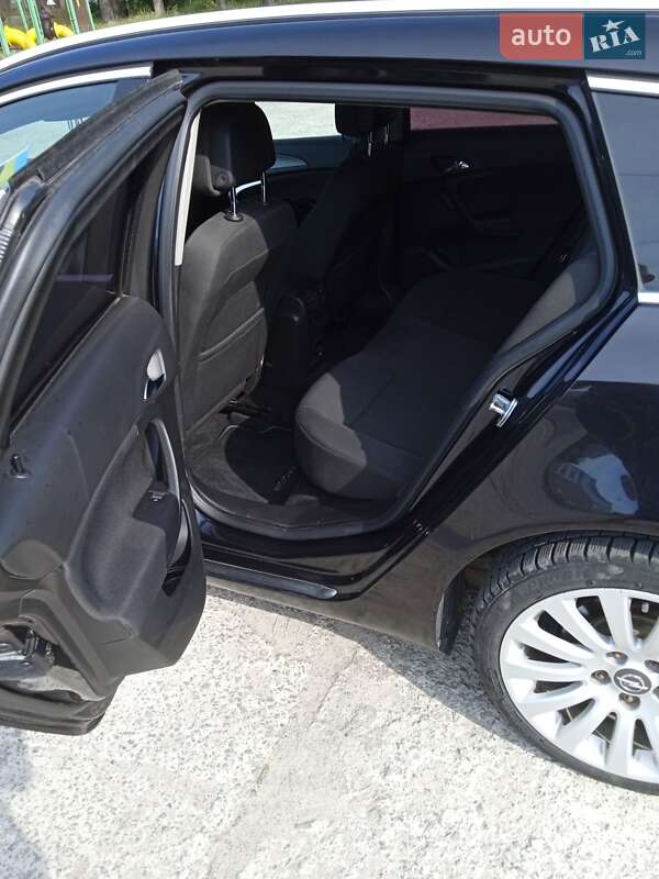 Універсал Opel Insignia 2009 в Славуті