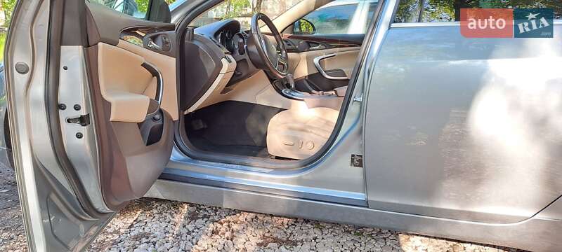 Універсал Opel Insignia 2010 в Кривому Розі