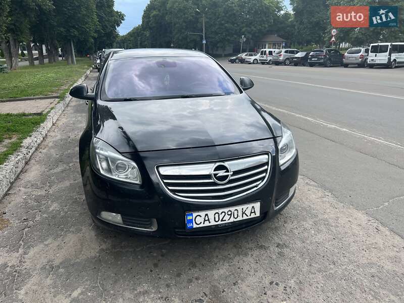 Opel Insignia 2011