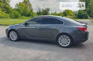 Ліфтбек Opel Insignia 2011 в Володимир-Волинському