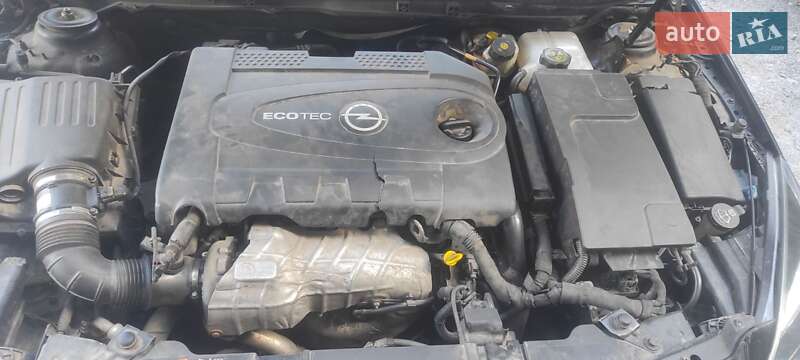 Універсал Opel Insignia 2014 в Житомирі