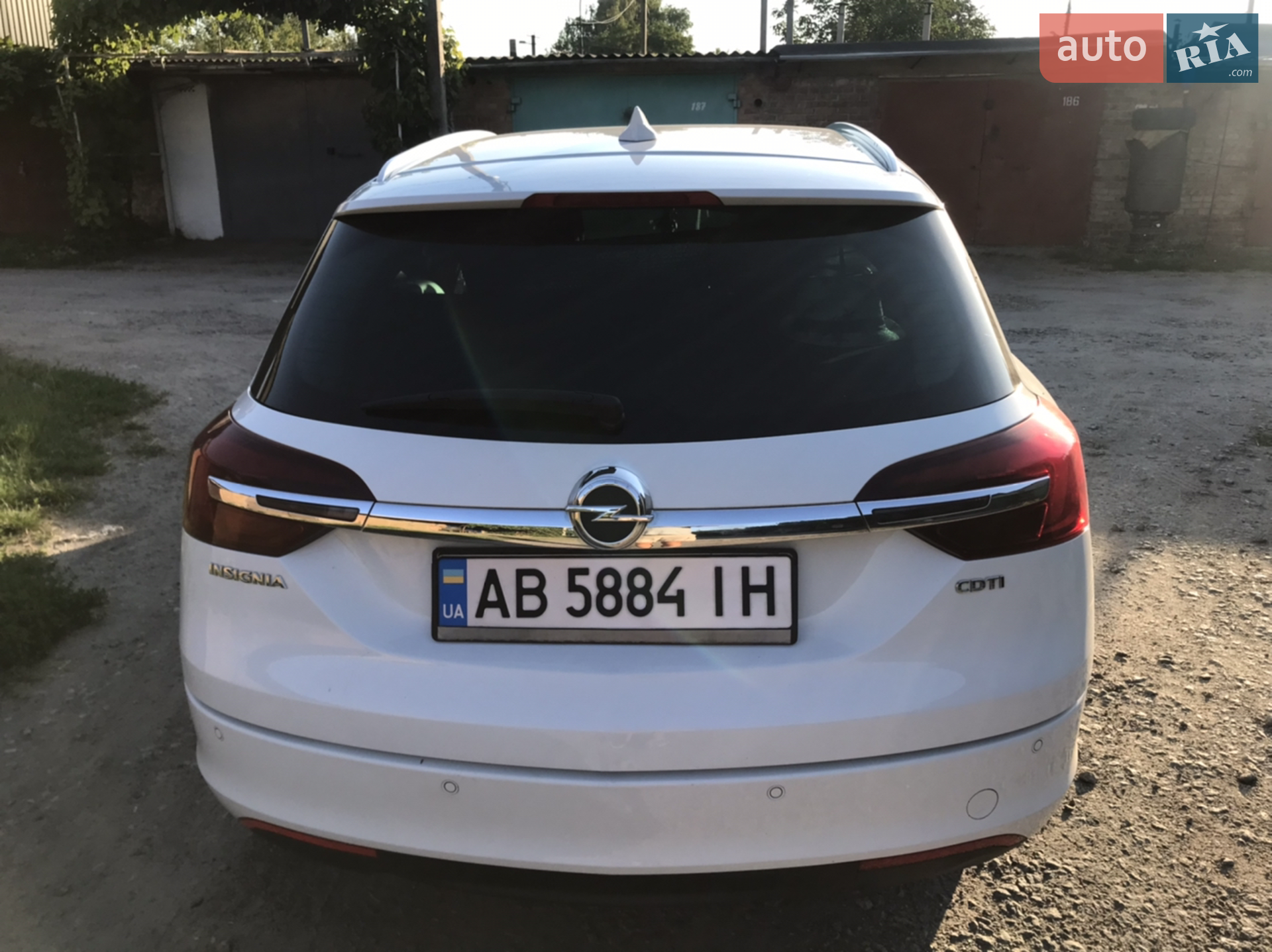 2016 Opel Insignia - мініатюра 4