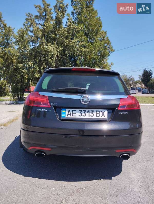 Універсал Opel Insignia 2009 в Дніпрі