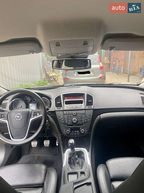 Седан Opel Insignia 2009 в Котельве